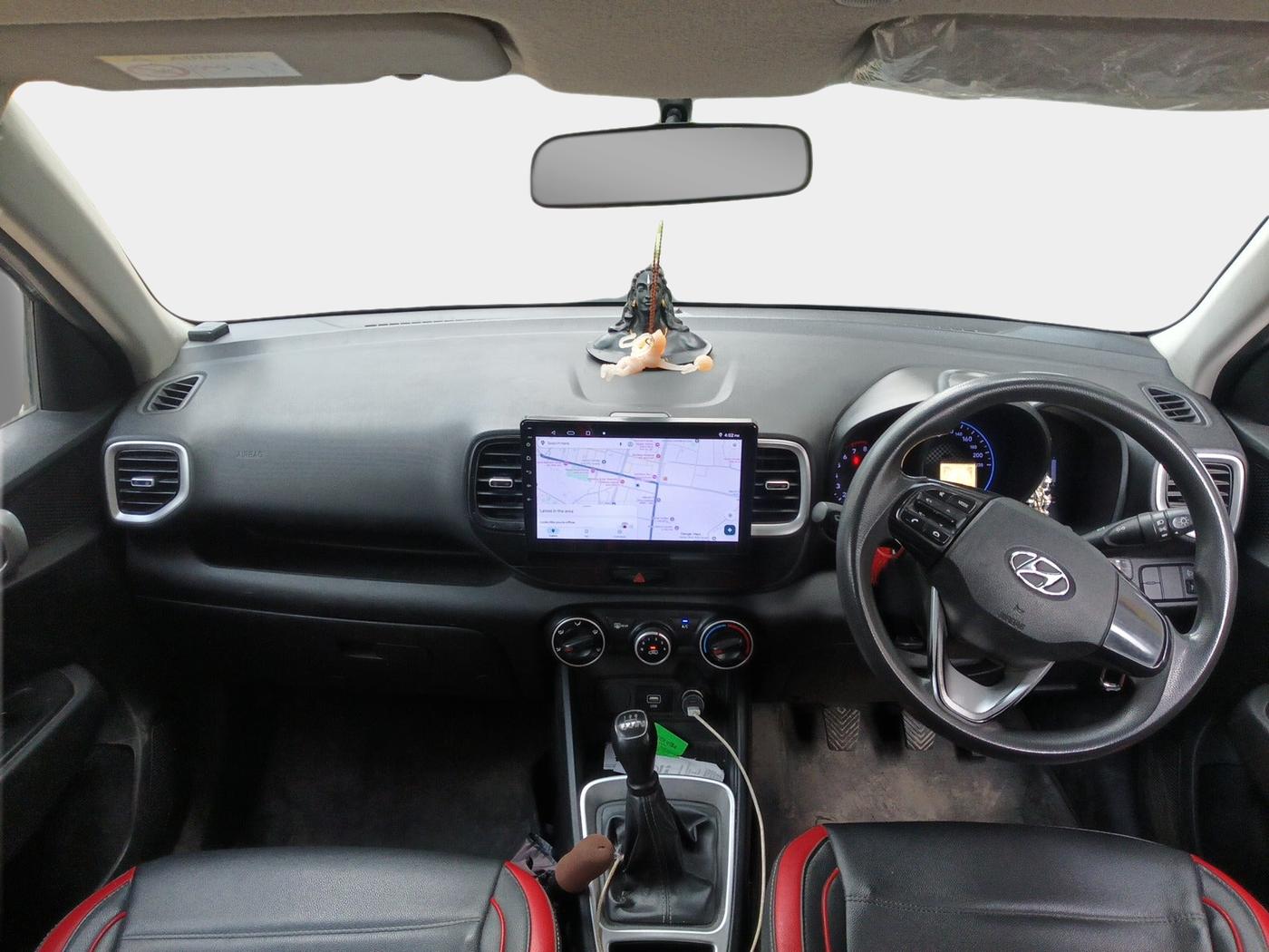 2020 Hyundai VENUE S 1.2, Petrol, Manual, 88,094 km, interior