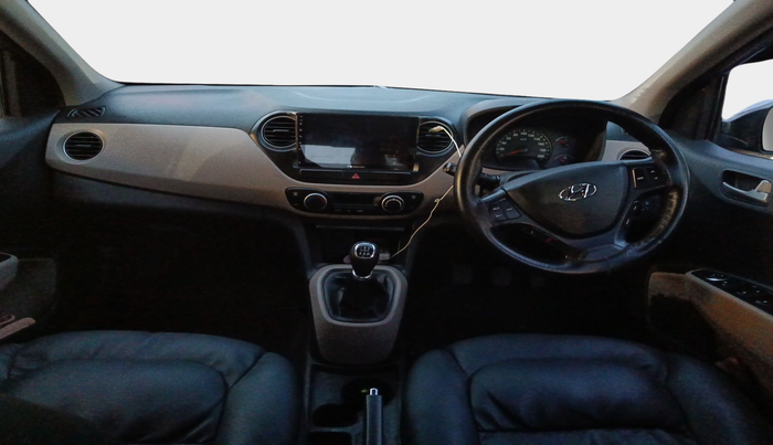 2015 Hyundai Xcent SX 1.2 (O), Petrol, Manual, 1,05,061 km, interior
