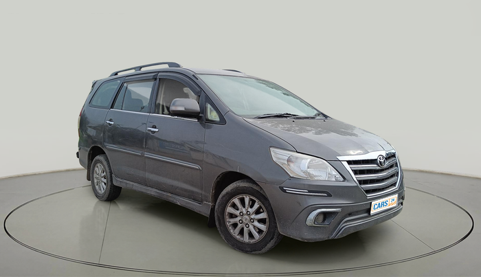 2012 Toyota Innova VX 2.5 8 STR, Diesel, Manual, 2,48,154 km, exterior