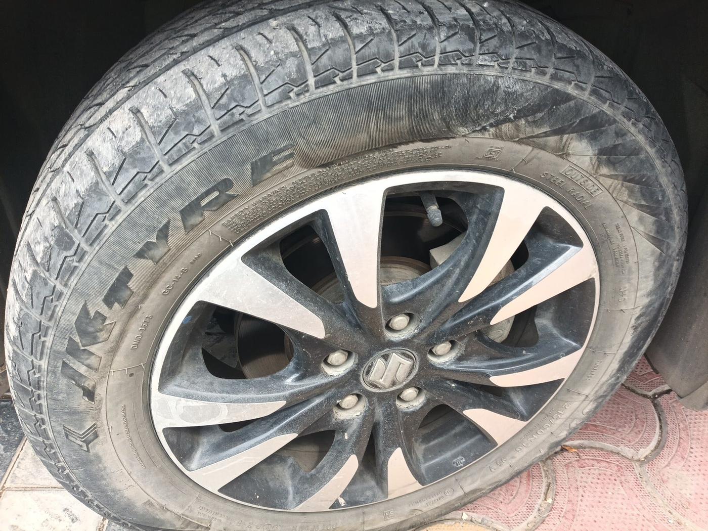 2022 Maruti S Cross ZETA 1.5, Petrol, Manual, 30,583 km, tyre