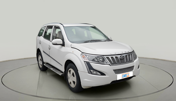 2016 Mahindra XUV500 W4, Diesel, Manual, 75,196 km, exterior