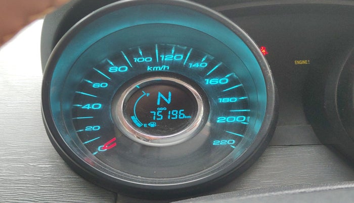 2016 Mahindra XUV500 W4, Diesel, Manual, 75,196 km, interior