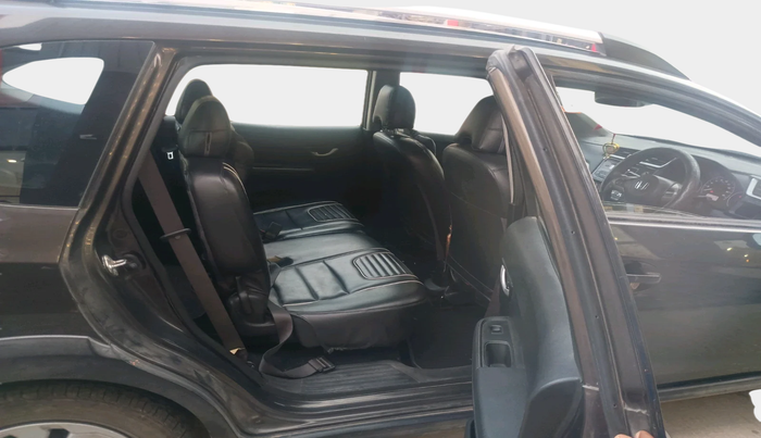 2016 Honda BR-V 1.5L I-VTEC S, Petrol, Manual, 1,08,901 km, interior