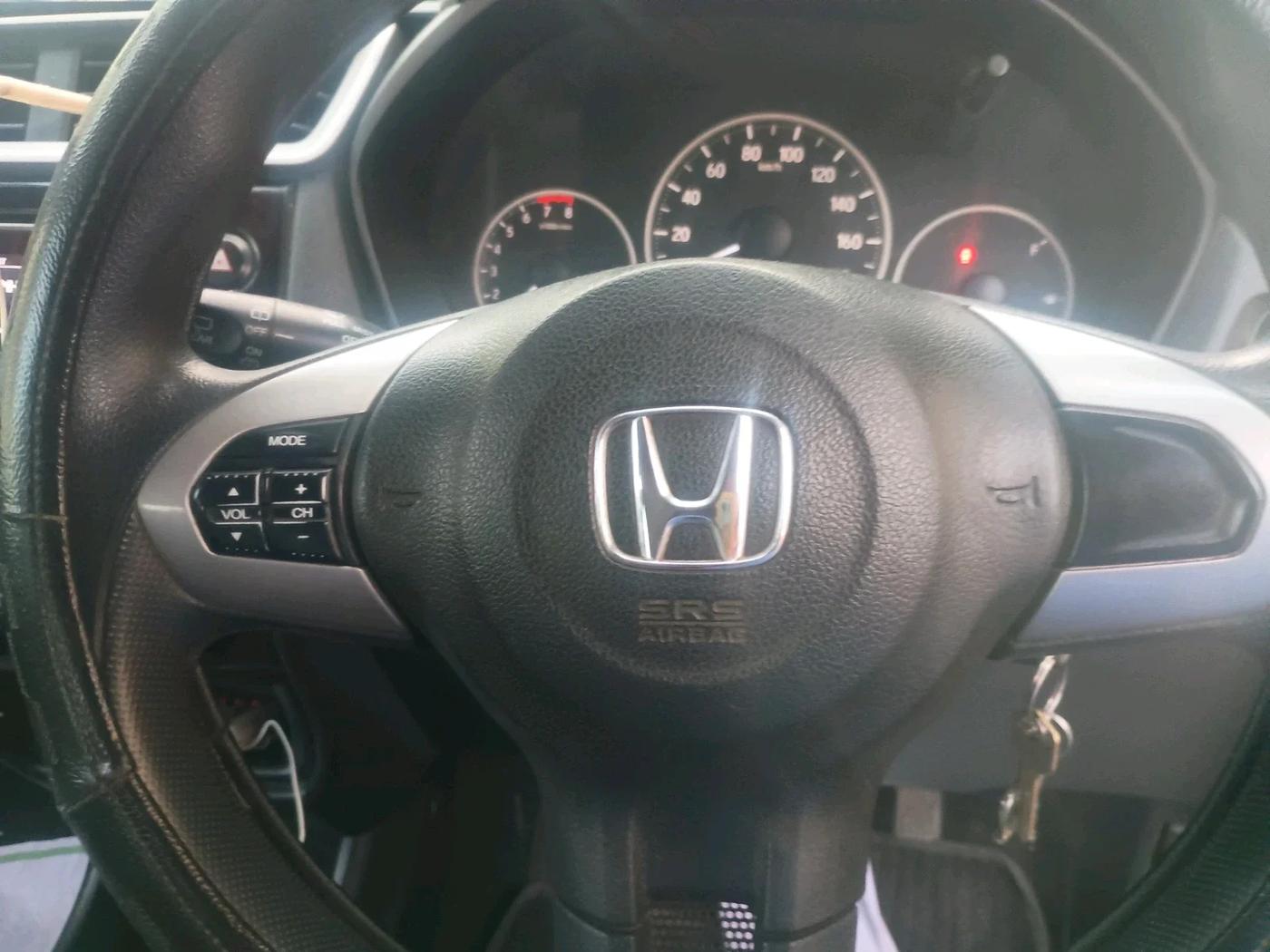 2016 Honda BR-V 1.5L I-VTEC S, Petrol, Manual, 1,08,901 km, interior