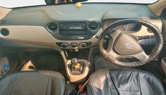 2015 Hyundai Grand i10 MAGNA 1.1 CRDI, Diesel, Manual, 75,239 km, interior