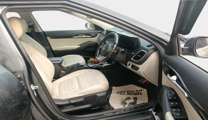 2019 KIA SELTOS HTX IVT 1.5 PETROL, Petrol, Automatic, 2,490 km, interior