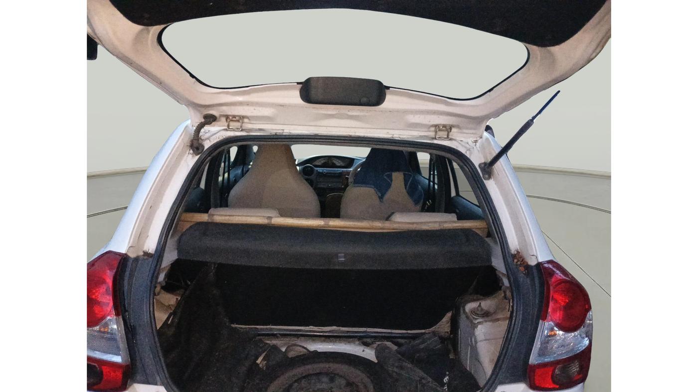 2012 Toyota Etios Liva GD, Diesel, Manual, 2,11,339 km, exterior