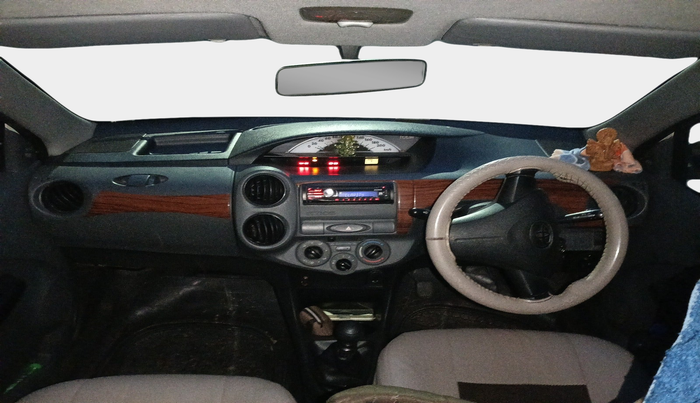 2012 Toyota Etios Liva GD, Diesel, Manual, 2,09,850 km, interior