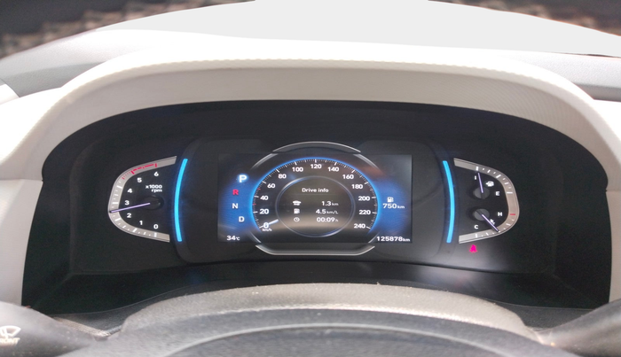 2020 Hyundai Creta SX (O) AT 1.5 DIESEL, Diesel, Automatic, 1,25,878 km, interior