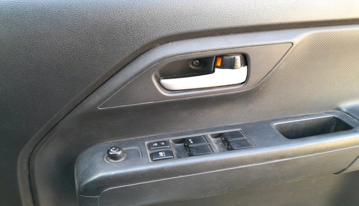 2020 Maruti New Wagon-R VXI 1.0, Petrol, Manual, 1,16,366 km, interior