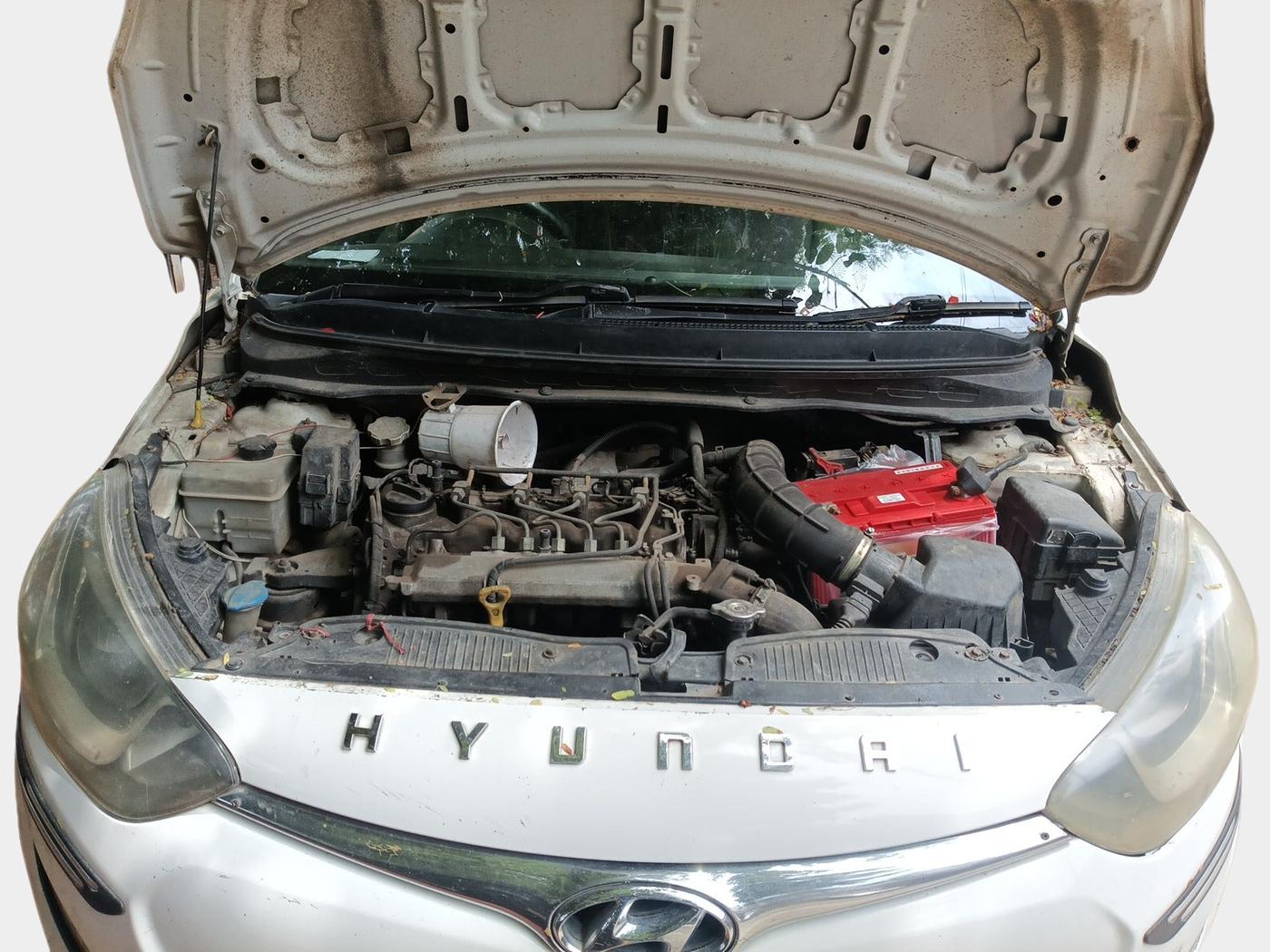 2013 Hyundai i20 SPORTZ 1.4 CRDI, Diesel, Manual, 1,63,000 km, exterior