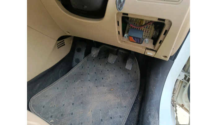 2013 Hyundai Verna FLUIDIC 1.6 CRDI SX, Diesel, Manual, 61,855 km, interior