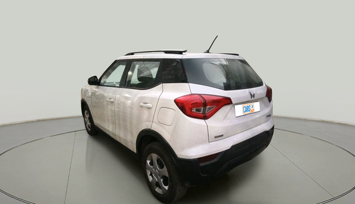 2023 Mahindra XUV300 W6 1.2 PETROL AMT, Petrol, Automatic, 28,960 km, exterior