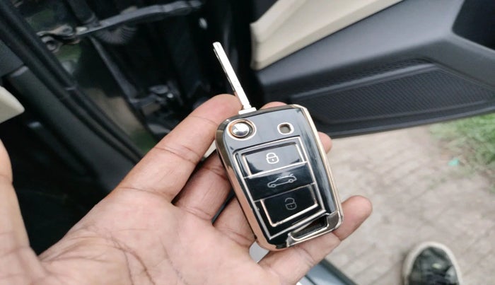 2022 Skoda SLAVIA ACTIVE 1.0L TSI MT, Petrol, Manual, 10,808 km, interior