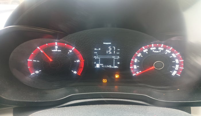 2023 Mahindra XUV300 W6 1.5 Sunroof Diesel, Diesel, Manual, 41,149 km, interior