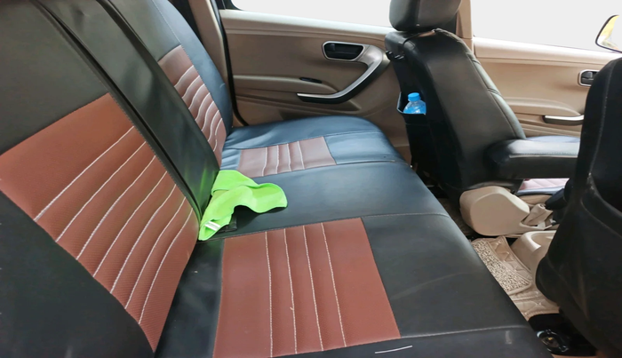 2022 Mahindra BOLERO NEO N10 R, Diesel, Manual, 19,754 km, interior