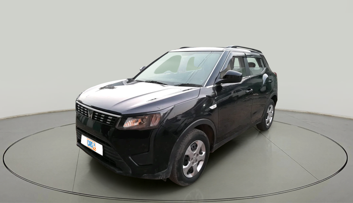 2024 Mahindra XUV300 W6 1.5 Diesel, Diesel, Manual, 16,547 km, exterior