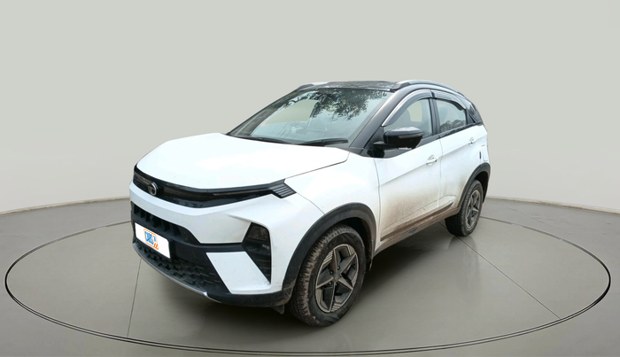 2024 Tata NEXON FEARLESS + SUNROOF DUAL TONE 1.2 PETROL, Petrol, Manual, 22,072 km, exterior