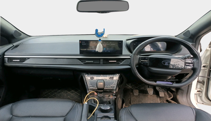 2024 Tata NEXON FEARLESS + SUNROOF DUAL TONE 1.2 PETROL, Petrol, Manual, 22,072 km, interior