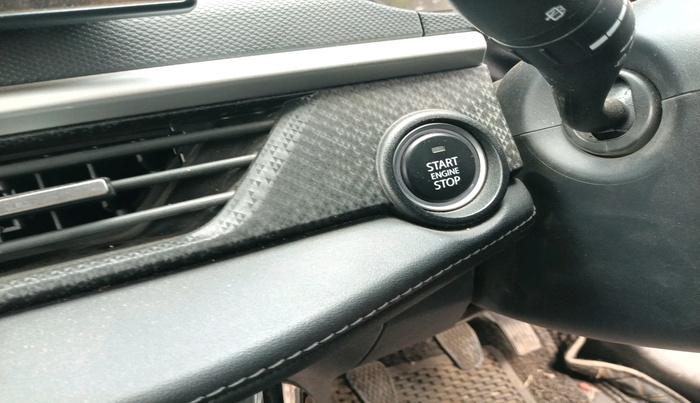 2024 Tata NEXON FEARLESS + SUNROOF DUAL TONE 1.2 PETROL, Petrol, Manual, 22,072 km, interior