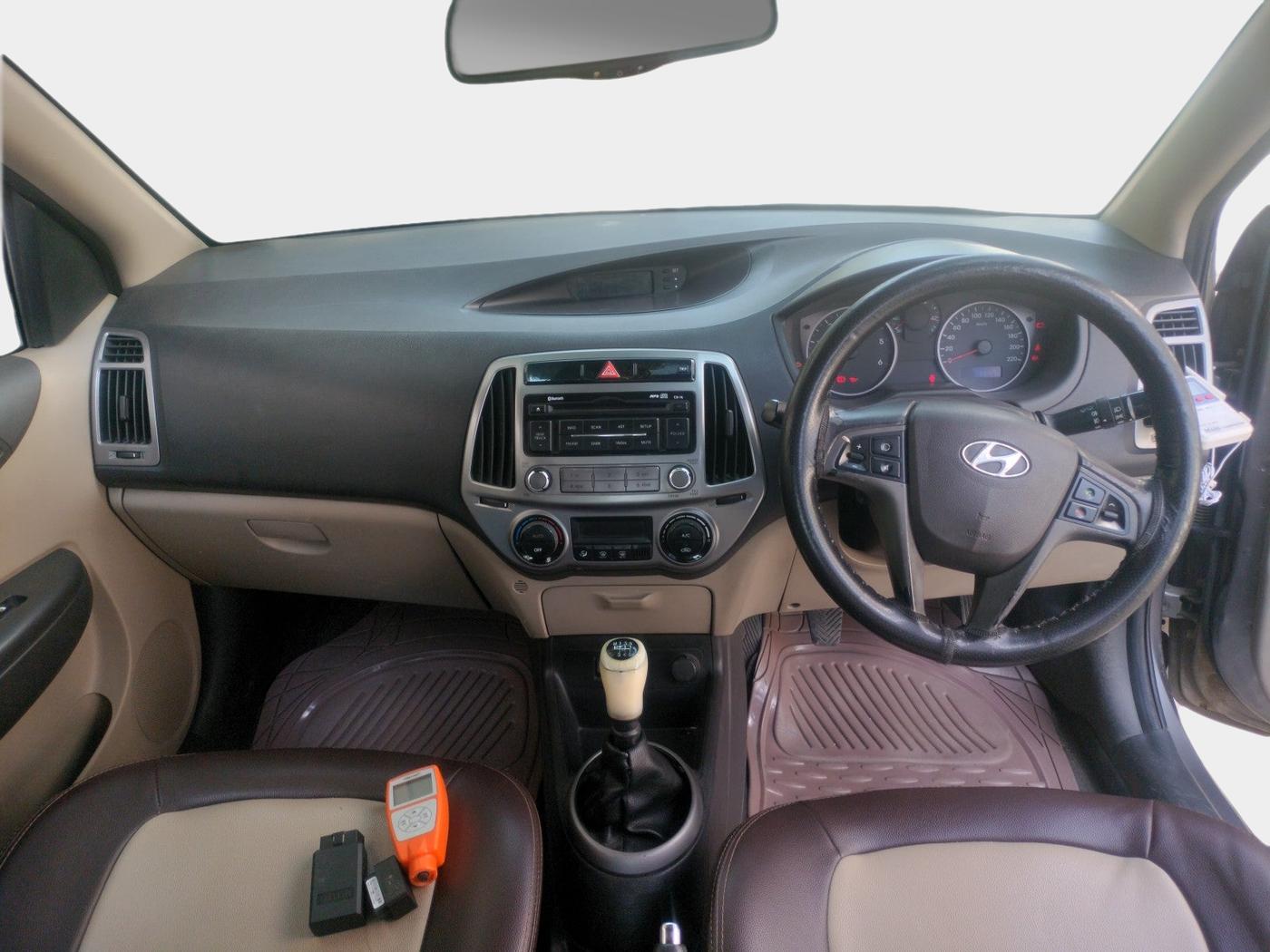 2012 Hyundai i20 SPORTZ 1.4 CRDI, Diesel, Manual, 1,26,648 km, interior