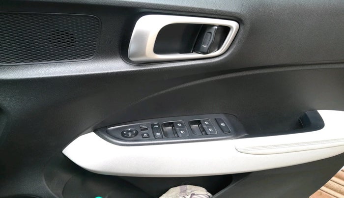 2022 Hyundai VENUE SX 1.0 (O) TURBO IMT, Petrol, Manual, 23,099 km, interior