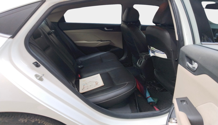 2018 Hyundai Verna 1.6 VTVT SX, Petrol, Manual, 88,572 km, interior