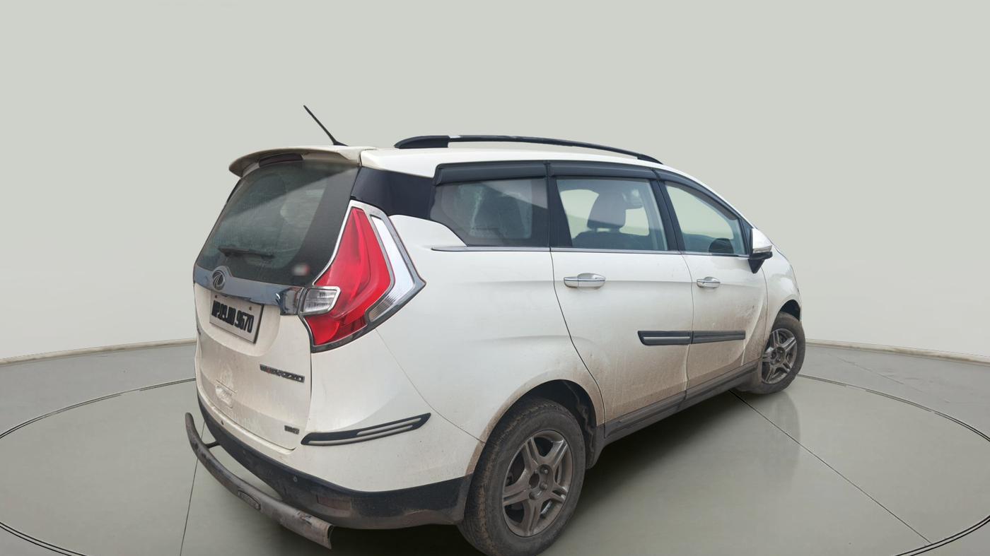 2018 Mahindra MARAZZO M6 8 STR, Diesel, Manual, 66,152 km, exterior