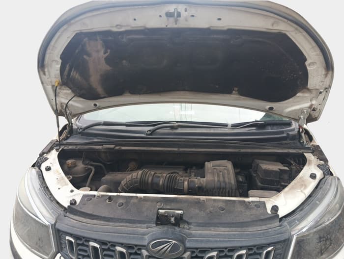 2018 Mahindra MARAZZO M6 8 STR, Diesel, Manual, 66,152 km, exterior