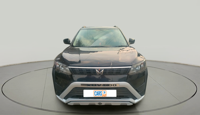 2023 Mahindra XUV300 W4 1.2 PETROL, CNG, Manual, 93,000 km, exterior