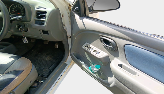 2011 Maruti Alto K10 VXI, Petrol, Manual, 1,01,461 km, interior