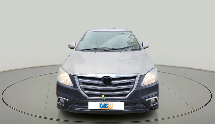 2014 Toyota Innova 2.5 VX 8 STR, Diesel, Manual, 2,41,906 km, exterior