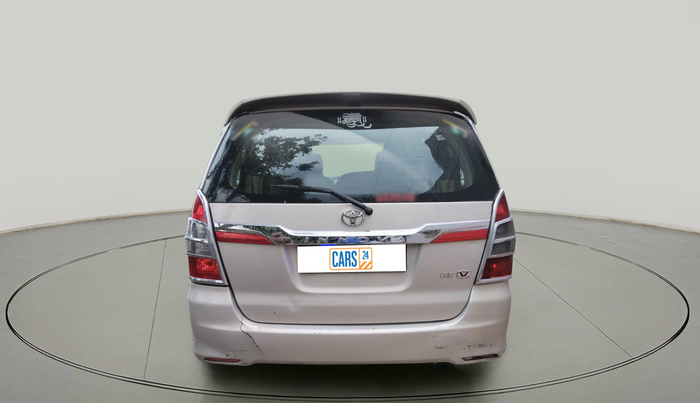 2014 Toyota Innova 2.5 VX 8 STR, Diesel, Manual, 2,41,906 km, exterior