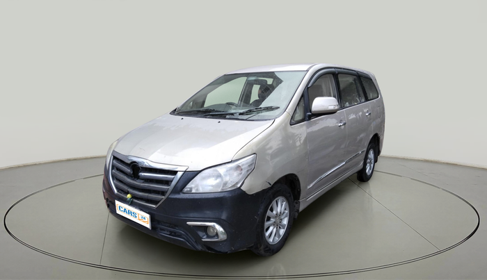 2014 Toyota Innova 2.5 VX 8 STR, Diesel, Manual, 2,41,906 km, exterior