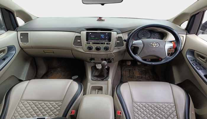 2012 Toyota Innova 2.5 G 8 STR, Diesel, Manual, 1,25,643 km, interior