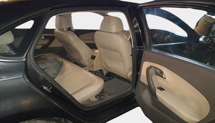 2016 Volkswagen Vento HIGHLINE 1.5 AT, Diesel, Automatic, 1,61,355 km, interior
