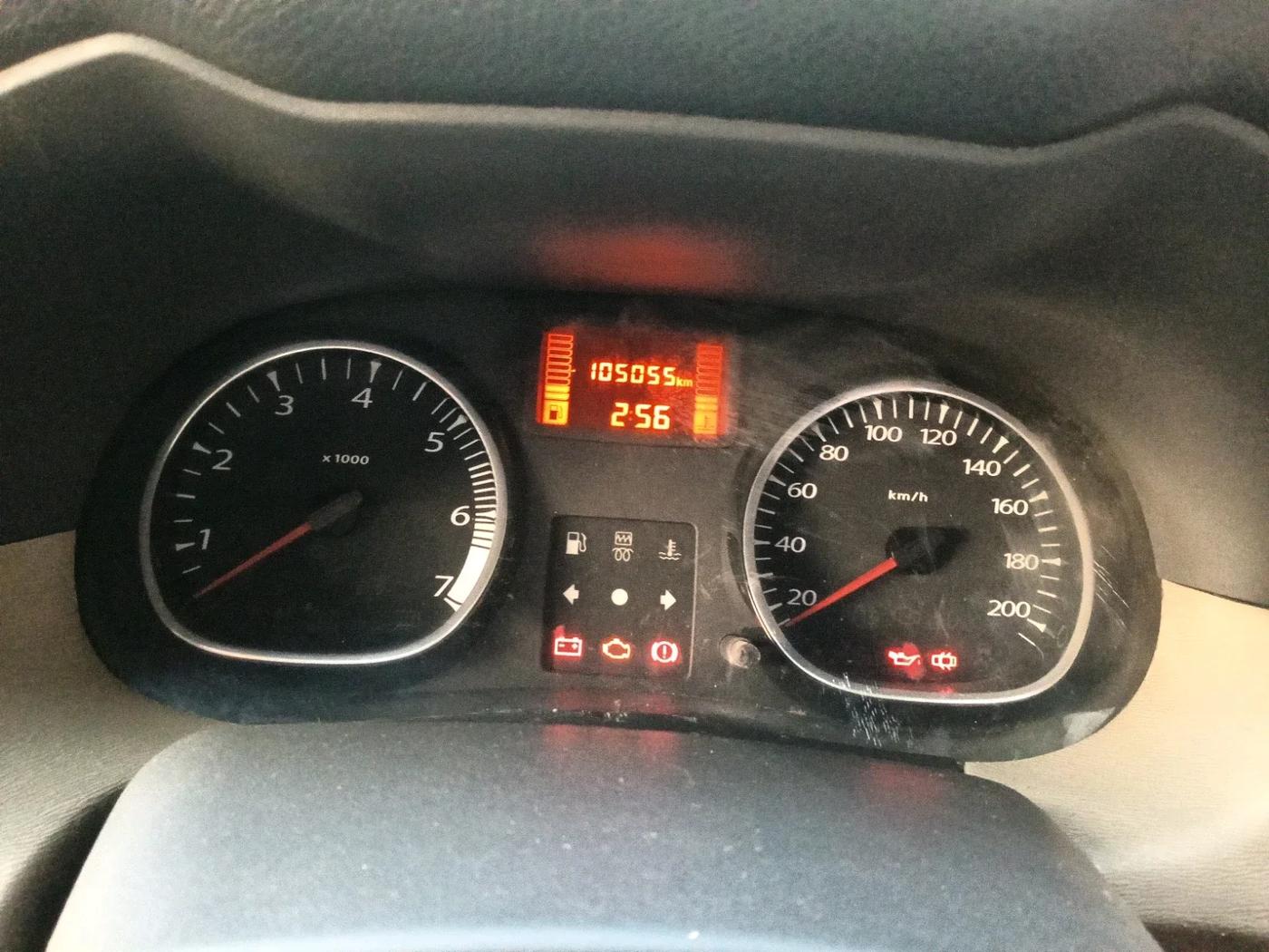 2014 Renault Duster 85 PS RXL DIESEL, Diesel, Manual, 1,05,055 km, interior