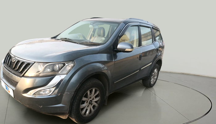 2016 Mahindra XUV500 W10, Diesel, Manual, 71,313 km, exterior