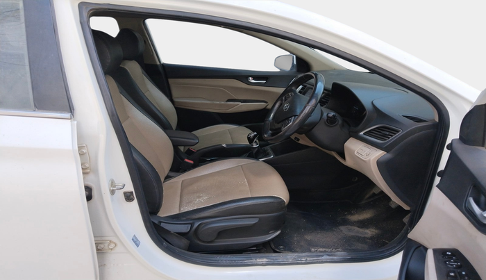 2018 Hyundai Verna 1.6 SX (O) CRDI MT, Diesel, Manual, 96,128 km, interior