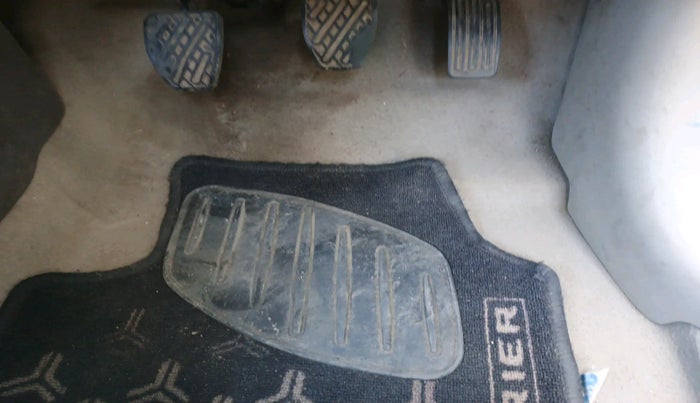 2010 Nissan Micra XV DIESEL, Diesel, Manual, 1,26,801 km, interior