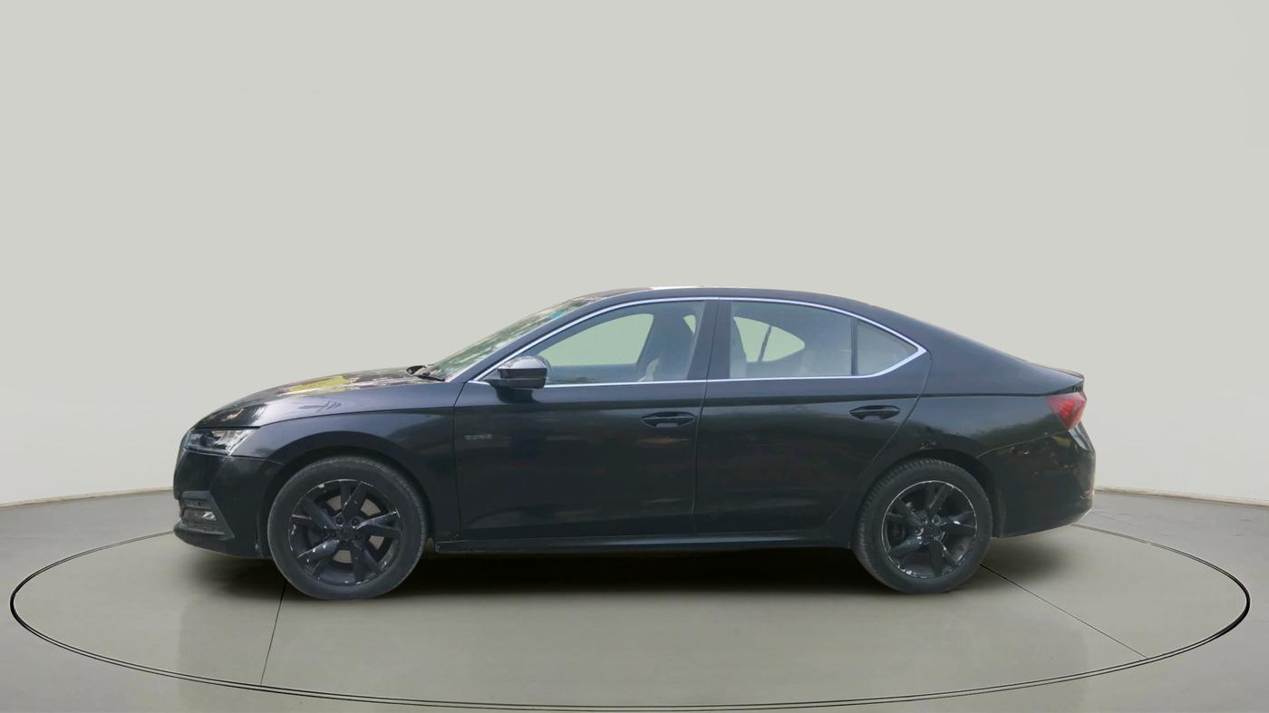 2021 Skoda Octavia STYLE 2.0, Petrol, Automatic, 75,091 km, exterior