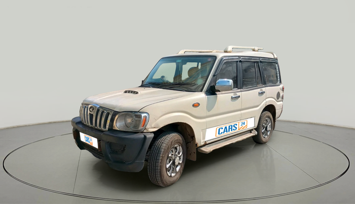 2014 Mahindra Scorpio EX M2DI, Diesel, Manual, 84,251 km, exterior