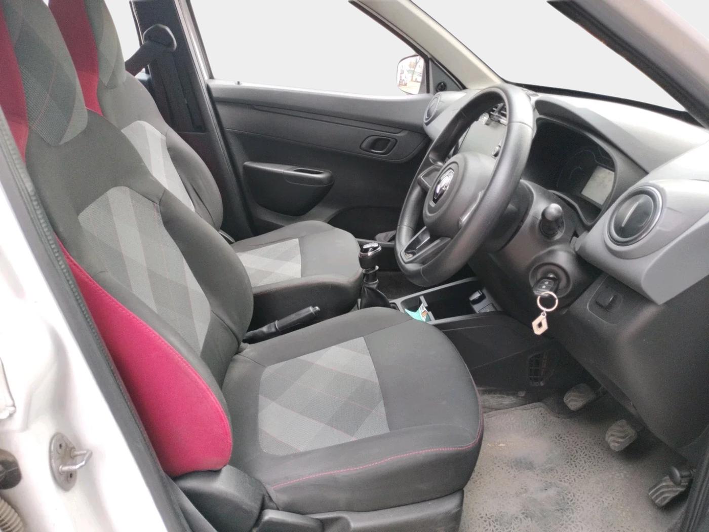 2021 Renault Kwid RXT 0.8, Petrol, Manual, 38,892 km, interior
