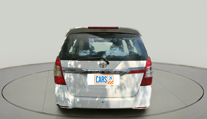 2012 Toyota Innova 2.5 G 7 STR, Diesel, Manual, 1,26,720 km, exterior