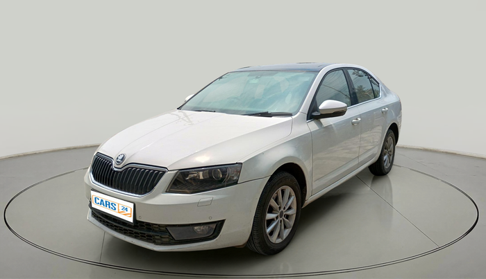 2014 Skoda Octavia ELEGANCE 2.0 TDI AT, Diesel, Automatic, 1,27,285 km, exterior
