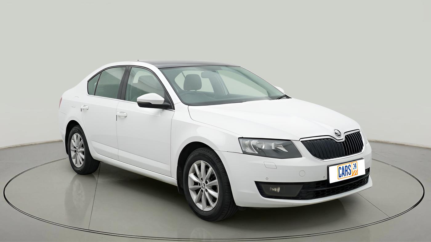 2014 Skoda Octavia ELEGANCE 2.0 TDI AT, Diesel, Automatic, 1,29,000 km, exterior