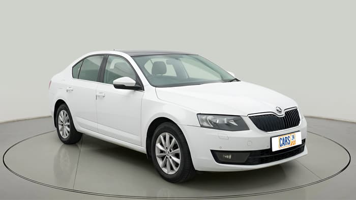2014 Skoda Octavia ELEGANCE 2.0 TDI AT, Diesel, Automatic, 1,29,000 km, exterior