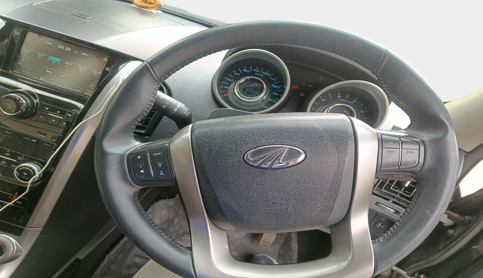 2018 Mahindra XUV500 W9 AT, Diesel, Automatic, 85,026 km, interior