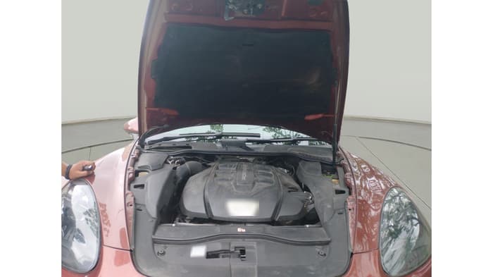 2013 Porsche Cayenne DIESEL, Diesel, Automatic, 83,343 km, exterior