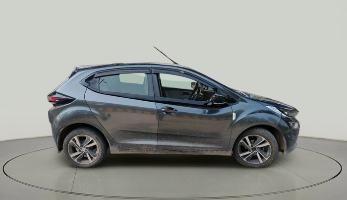 2022 Tata ALTROZ XZ PETROL, Petrol, Manual, 1,31,131 km, exterior